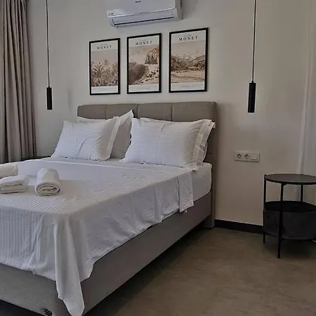 Palm Villa